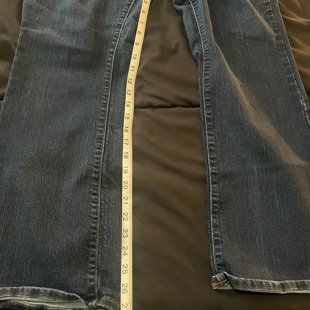 Women’s Old Navy size 16 short jeans - Picture 4 of 4